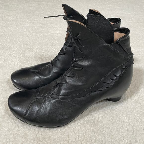 Roda Booties Witchy Whimsygoth Made in Italy Black Leather Fringe Heeled 40 9 - Picture 1 of 10